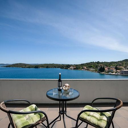 Picic Guesthouse Luka  Exterior foto